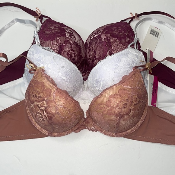 Bundle 3 Pieces 3 Hooks Super Push Up Extreme Double Padded Bombshell Bra. NWT - Picture 1 of 13